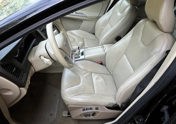 Volvo XC 60 cena 49900 przebieg: 250000, rok produkcji 2010 z Radom małe 352